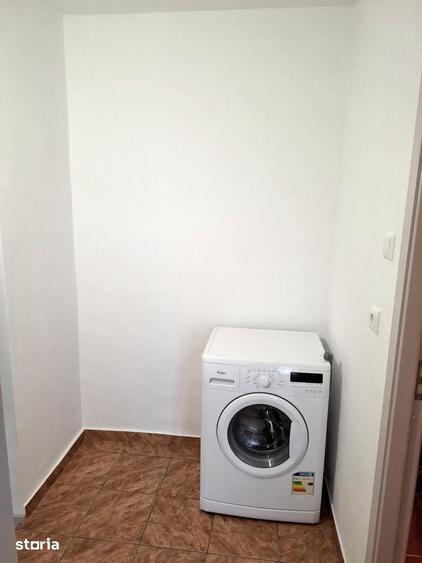 Apartament cu 2 camere semidecomandat în Broșteni