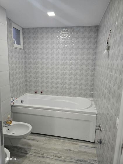 Apartament cu 3 camere semidecomandat în Carpați 1