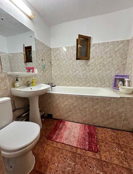 Apartament cu 2 camere decomandat în Canta