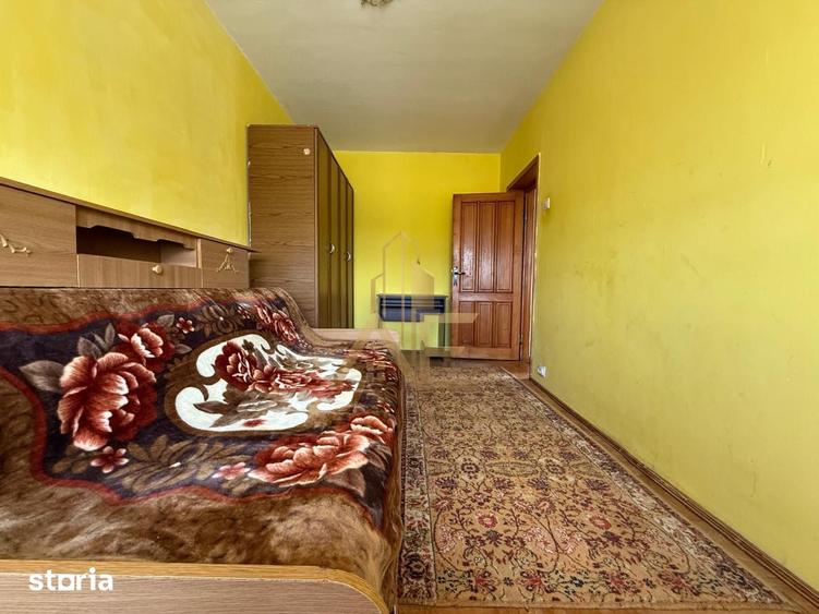 Apartament cu 3 camere decomandat în Nănești