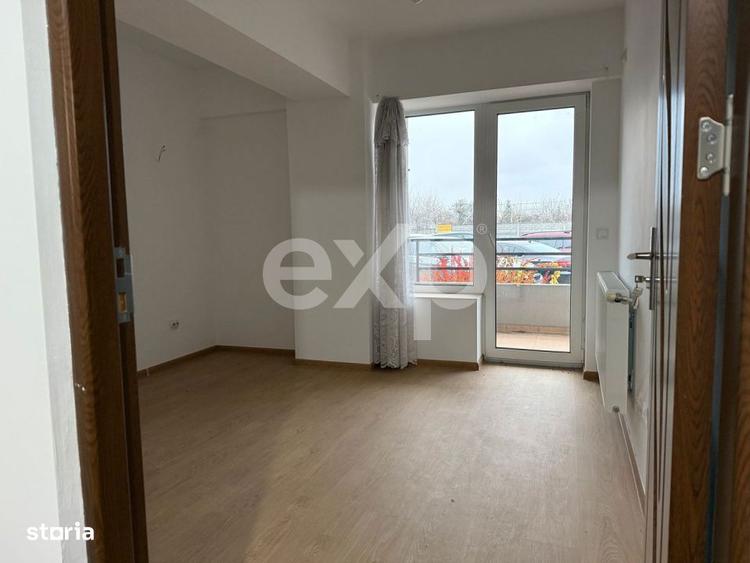 Apartament cu 3 camere decomandat în Calea Bârladului