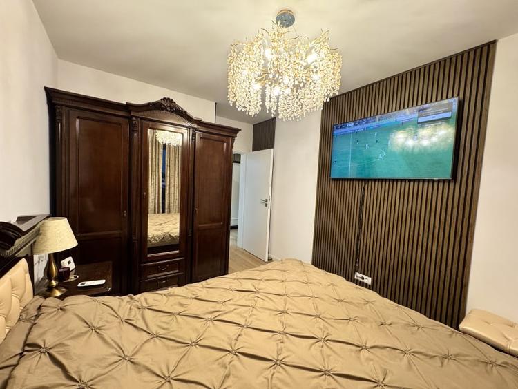 Apartament cu 2 camere decomandat, mobilat în Calea București
