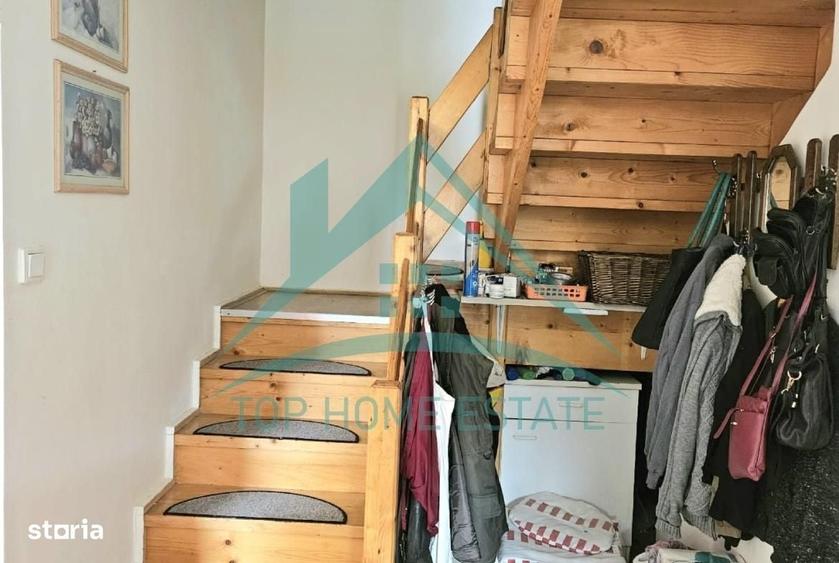 Casă cu 3 camere decomandat în Cojocani