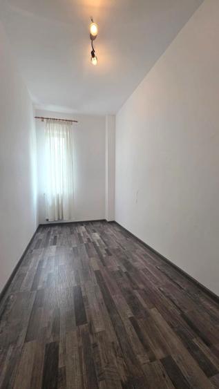 Apartament cu 3 camere decomandat în Avantgarden