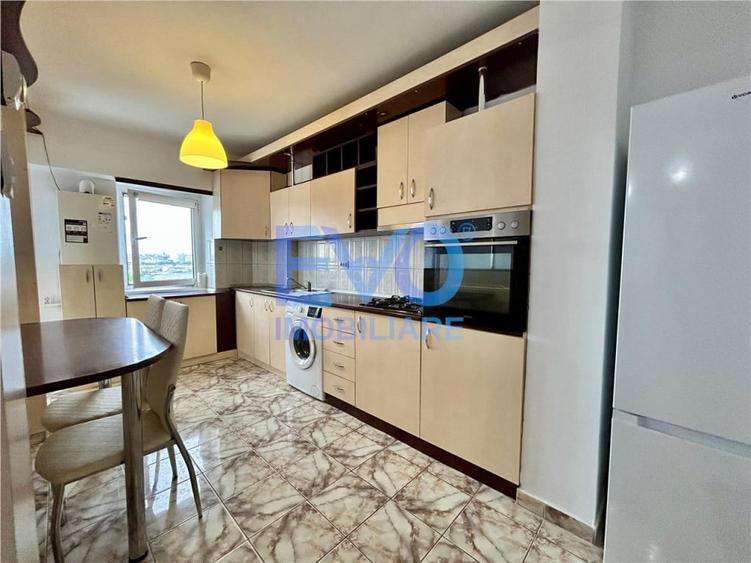Apartament cu 3 camere decomandat în Nicolina