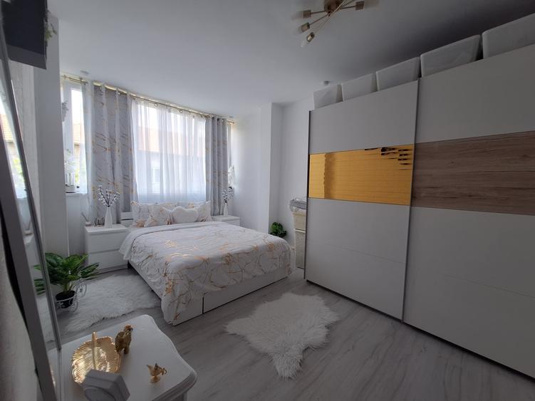 Apartament cu 3 camere semidecomandat, mobilat în Girocului