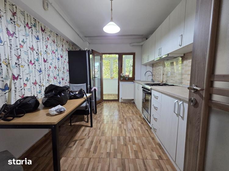 Apartament cu 3 camere în Pelican