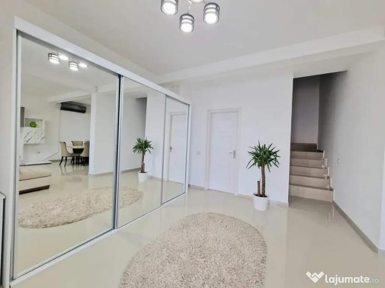 Casă cu 4 camere cu Teren 135 Mp în Mamaia