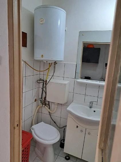 Garsonieră decomandată în Bartolomeu