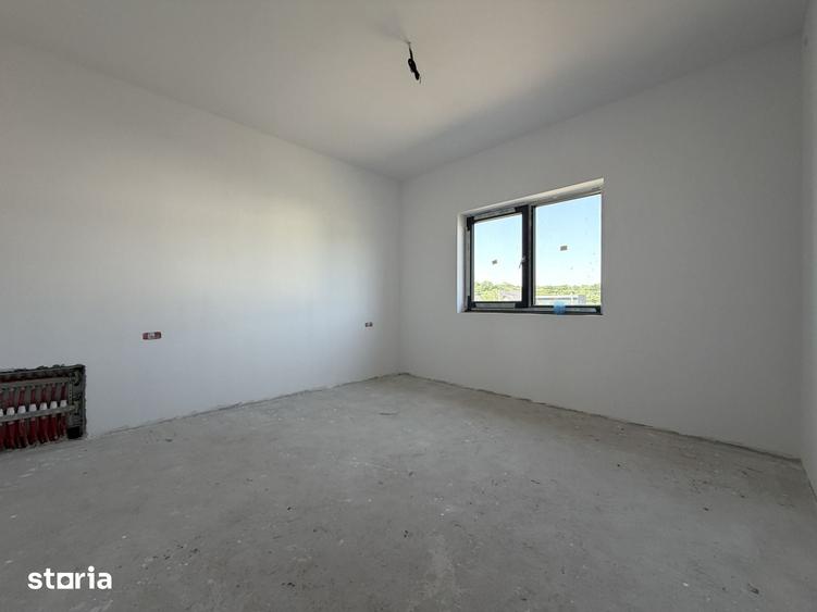 Casă cu 4 camere cu Teren 350 Mp în Mircea cel Bătrân