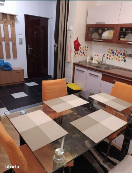 Apartament cu 2 camere decomandat în Rahova