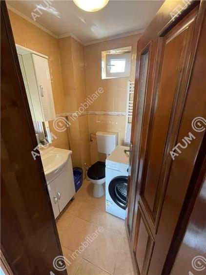 Casă individuală cu 5 camere cu Canalizare în Gușterița