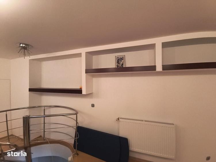 Apartament cu 4 camere în Roșu
