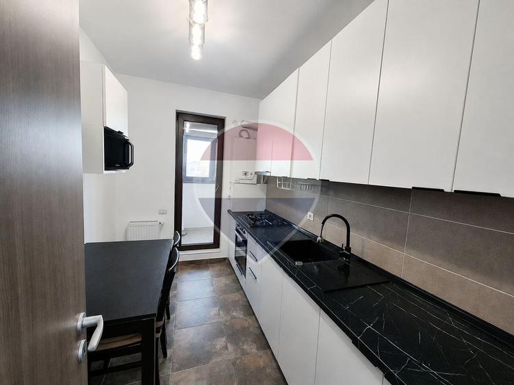 Apartament cu 3 camere decomandat, mobilat în Rahova