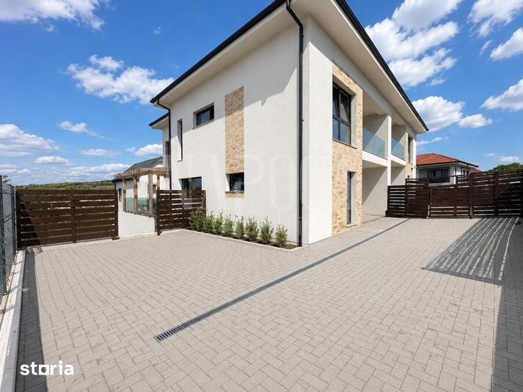 Casă cu 4 camere cu Teren 607 Mp în Borhanci