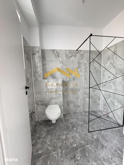 Casă cu 4 camere cu Teren 300 Mp în Sânmihaiu Român