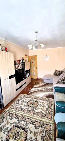Apartament cu 2 camere decomandat în Anda