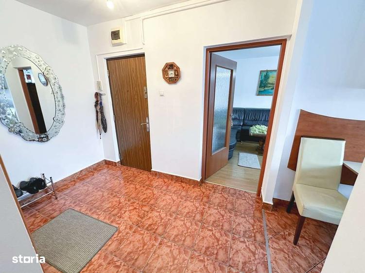 Apartament cu 4 camere în Târnăveni