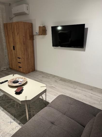 Apartament cu 2 camere decomandat în Capitol