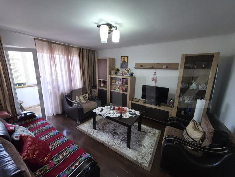 Apartament cu 4 camere decomandat, mobilat în Unirii