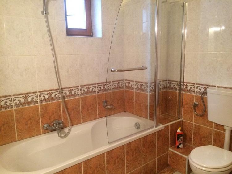 Casă individuală cu 9 camere cu Piscina în Băneasa