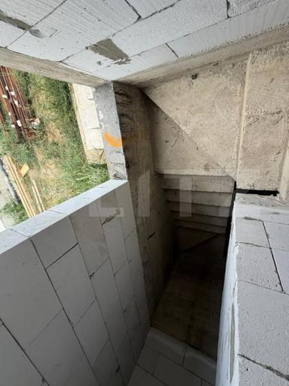 Casă individuală cu 4 camere cu Teren 350 Mp în Cetate