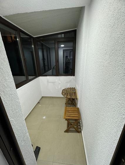 Apartament cu 2 camere semidecomandat, mobilat în Sebastian