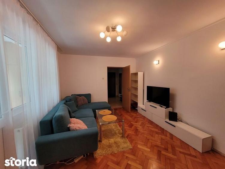 Apartament cu 3 camere semidecomandat în Mărăști