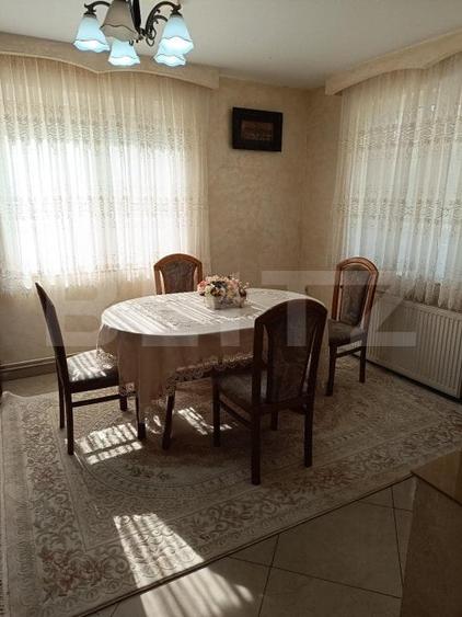 Duplex cu 6 camere cu Canalizare în Sud-Vest