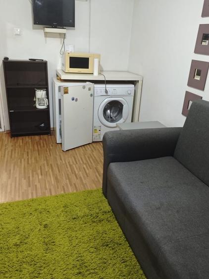 Garsonieră decomandată în Exterior Vest