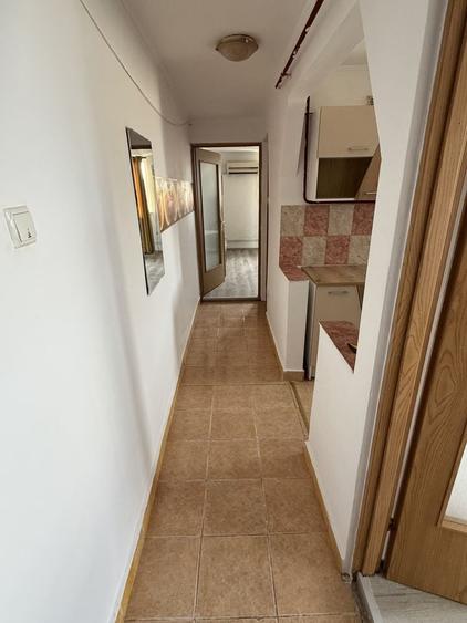 Proprietar inchiriez apartament 2 camere - 5