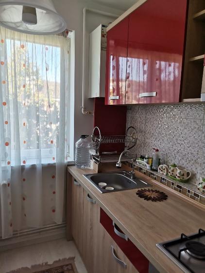 Apartament cu 2 camere semidecomandat în Grigorescu