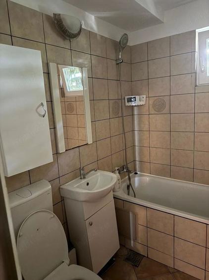 Apartament cu 3 camere semidecomandat, mobilat în Brâncoveanu