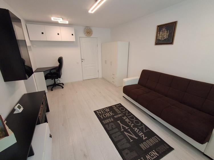 Apartament cu 2 camere semidecomandat în Central