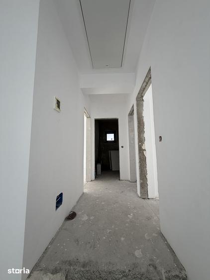 Casă cu 4 camere cu Teren 250 Mp în Central
