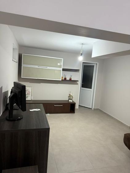 Apartament 3 camere  59,9 MP Zona Teilor - 4