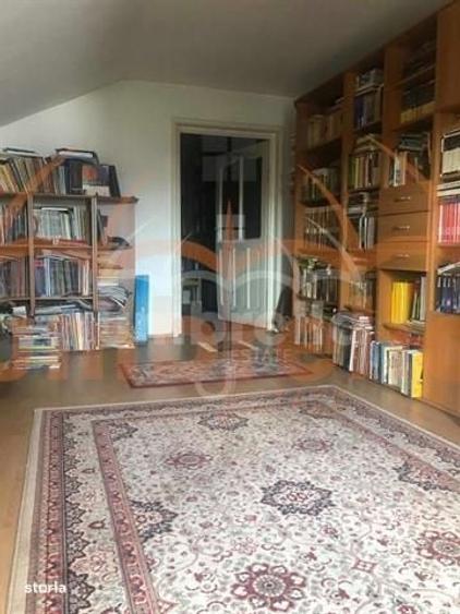 Casă cu 4 camere cu Teren 281 Mp în Central