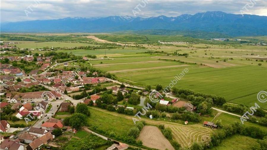 Teren intravilan de 1000 mp, în Central