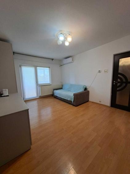Apartament cu 2 camere semidecomandat în Brazda lui Novac