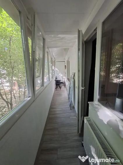 Apartament cu 2 camere semidecomandat în Brâncoveanu