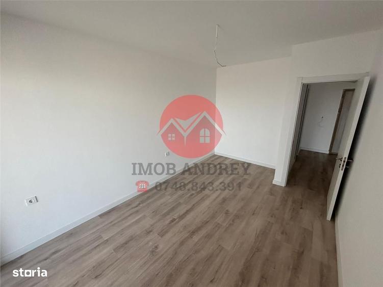 Apartament cu 2 camere decomandat în E3