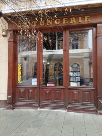 Spațiu comercial, de 57 mp, în Central