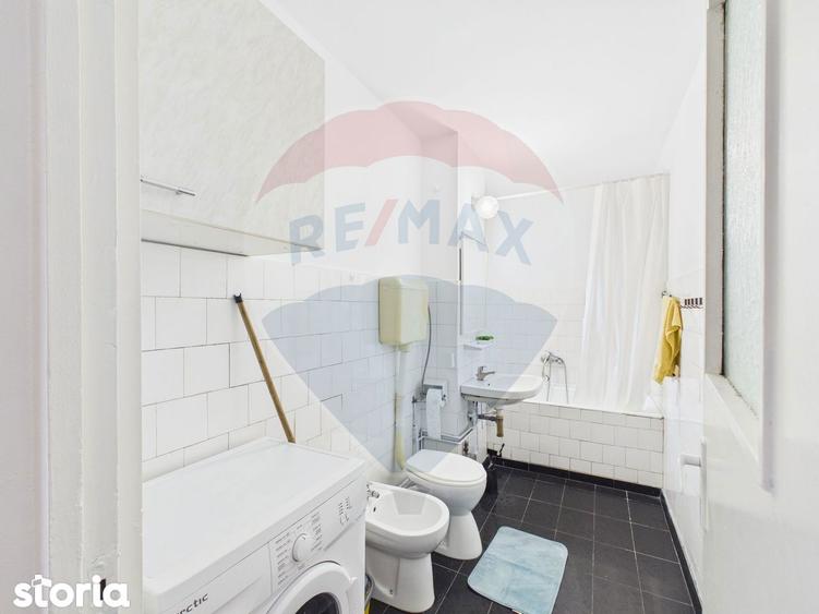 Apartament cu 3 camere, mobilat în Central