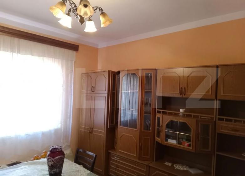 Casă individuală cu 3 camere cu Canalizare în Vest