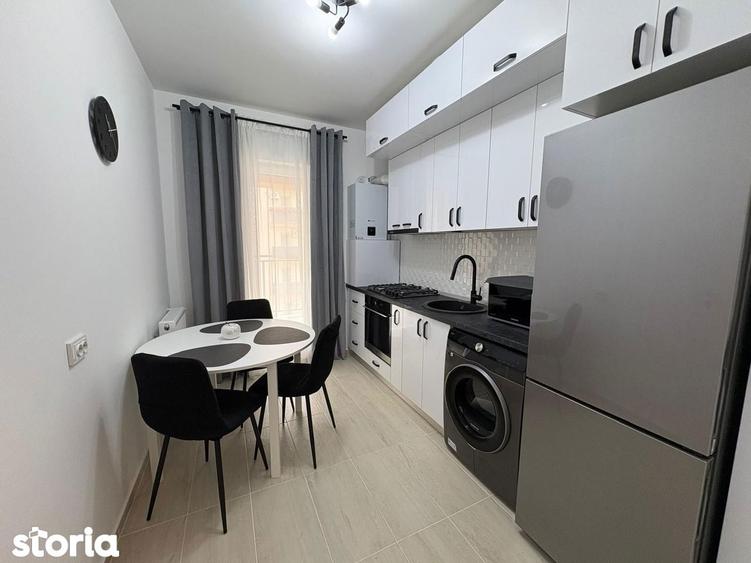 Apartament cu 2 camere decomandat, mobilat în Metalurgiei