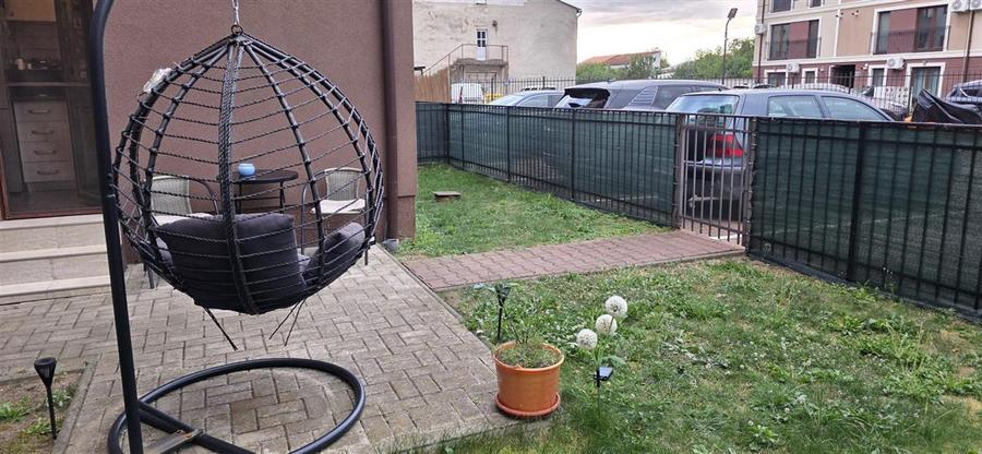 Apartament cu 2 camere semidecomandat în Girocului