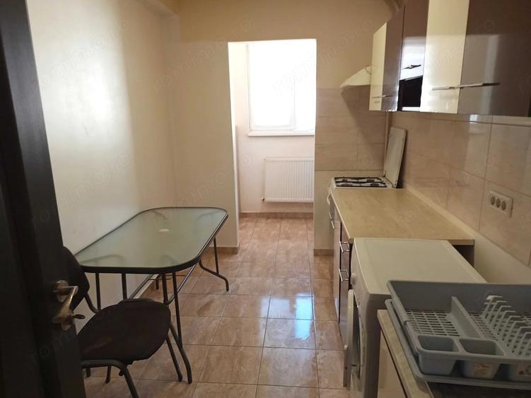 2 camere metrou leonida - 2