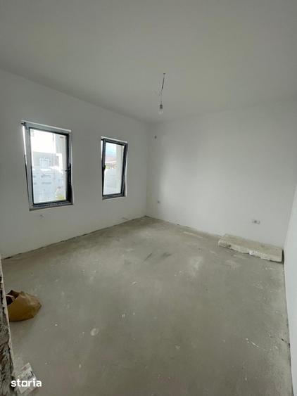 Casă cu 3 camere cu Teren 330 Mp în Central