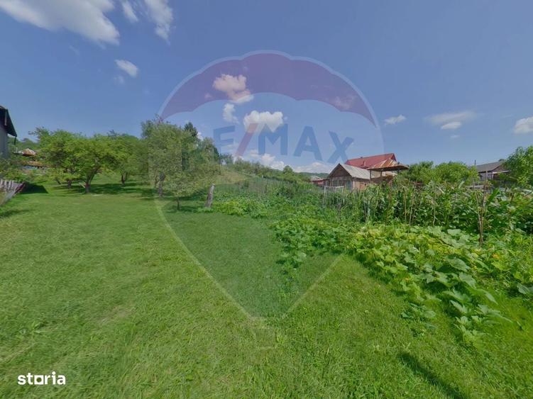 Casă cu 4 camere în Rona de Sus