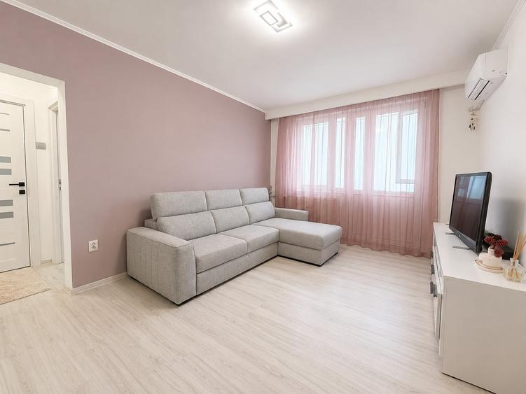 Apartament cu 2 camere semidecomandat în Berceni